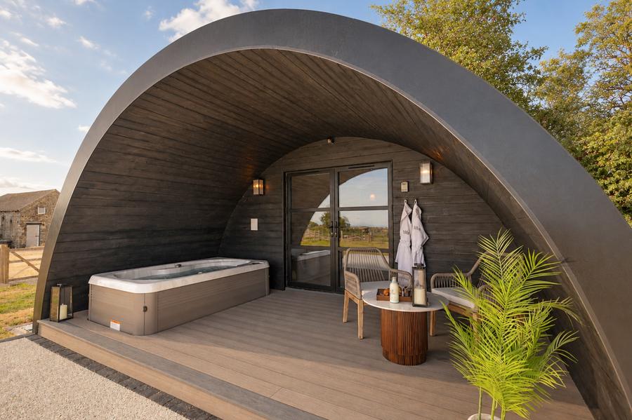 The Hog Hut barrel-arch glamping pod with hot tub on a private deck, Pantcefn, Ceredigion